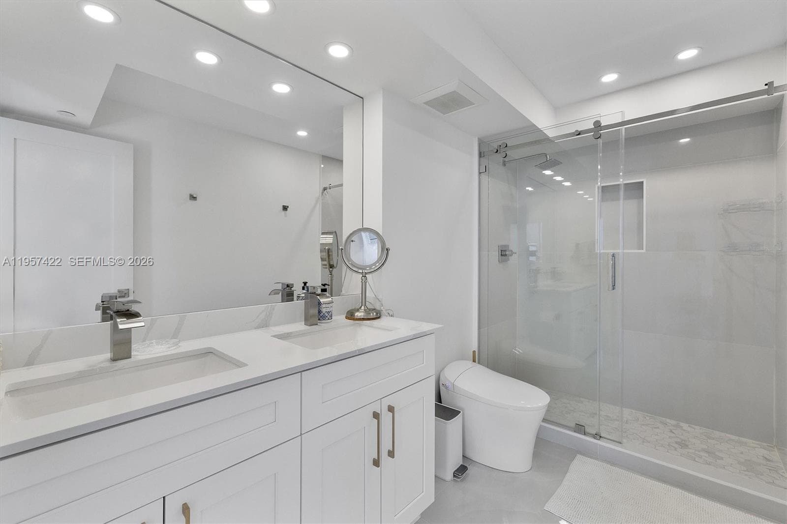 WATERVIEW · #1747 in Aventura - Photo 26