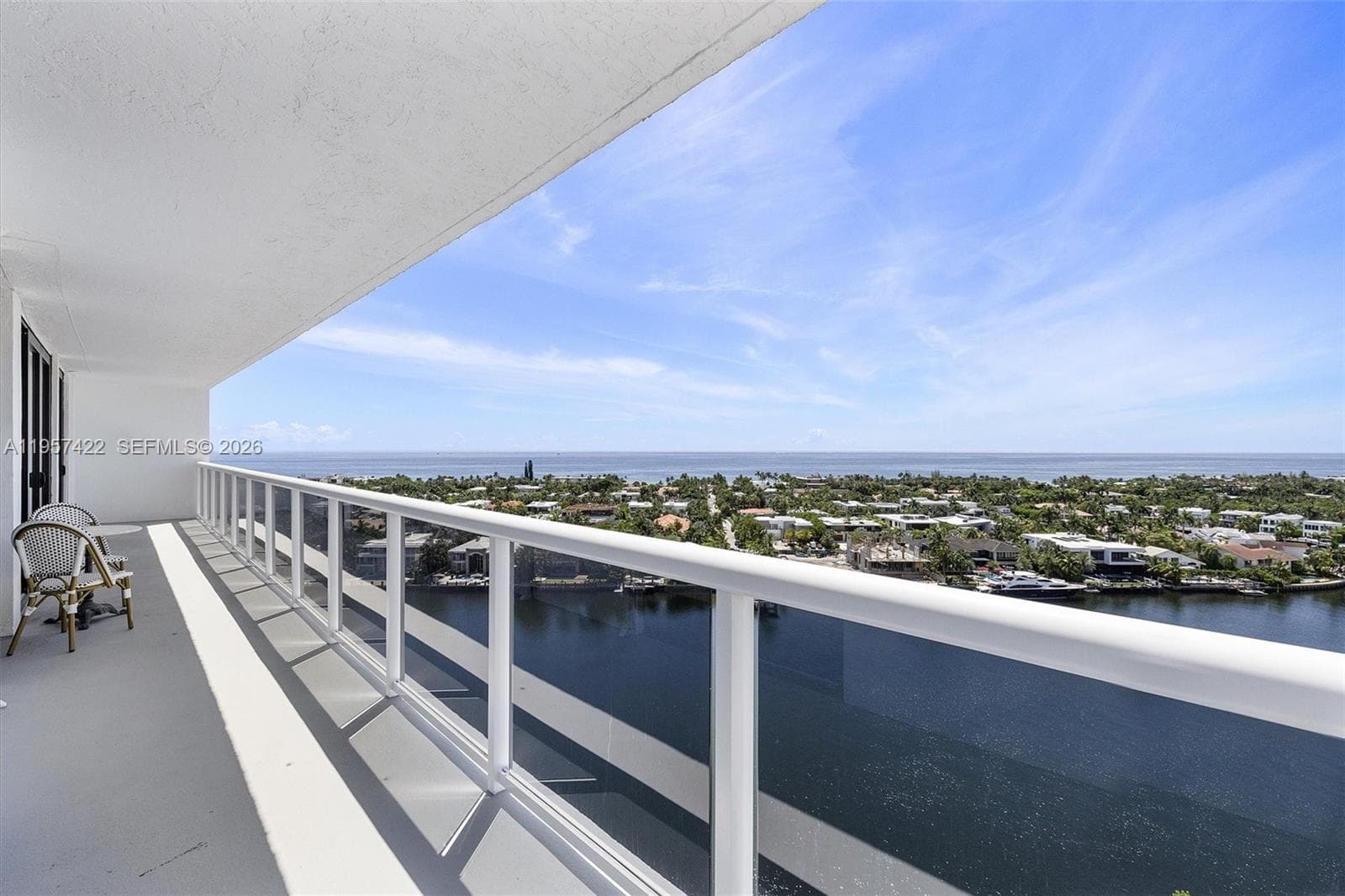 WATERVIEW · #1747 in Aventura - Photo 36