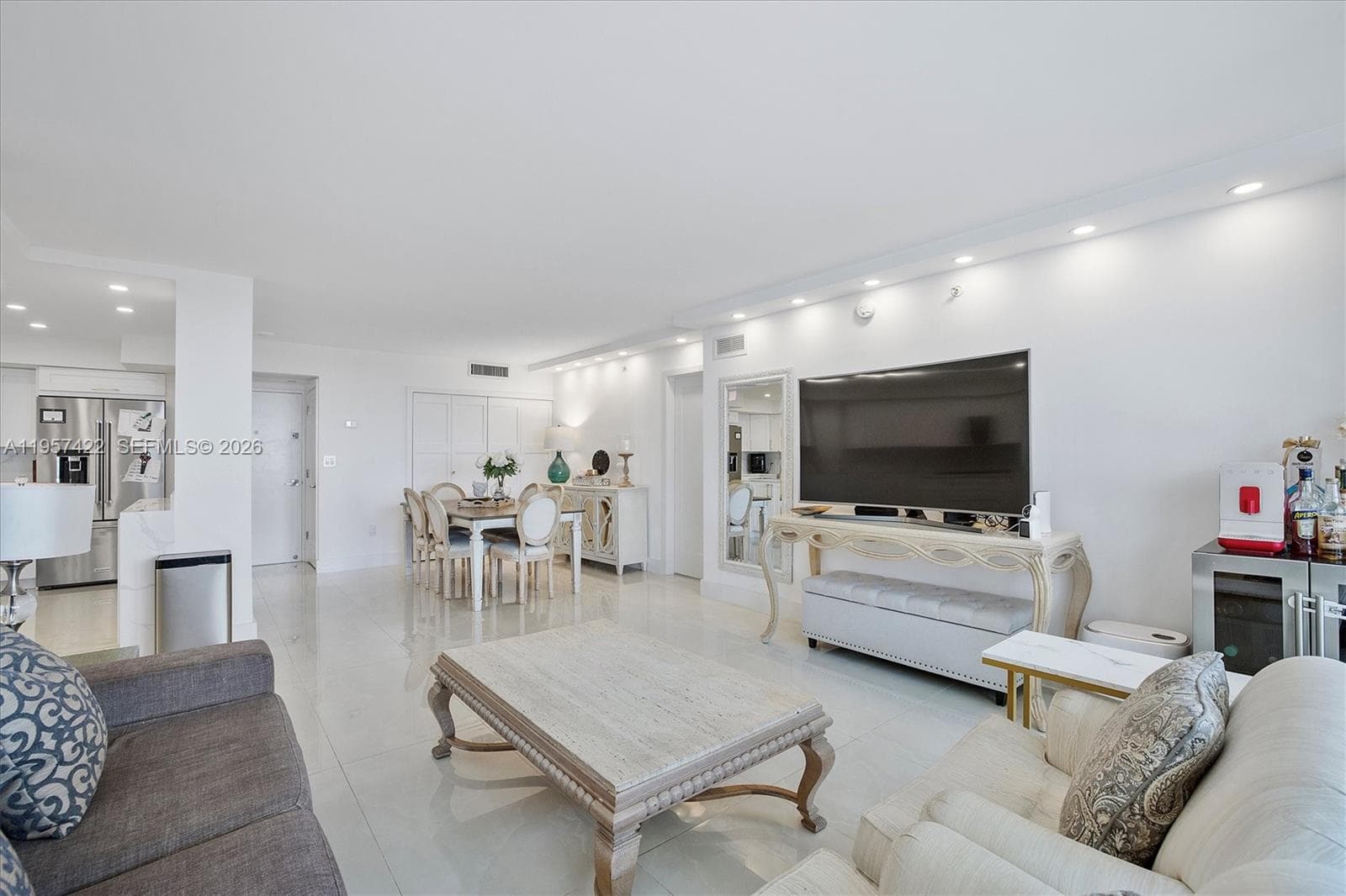 WATERVIEW · #1747 in Aventura - Photo 10