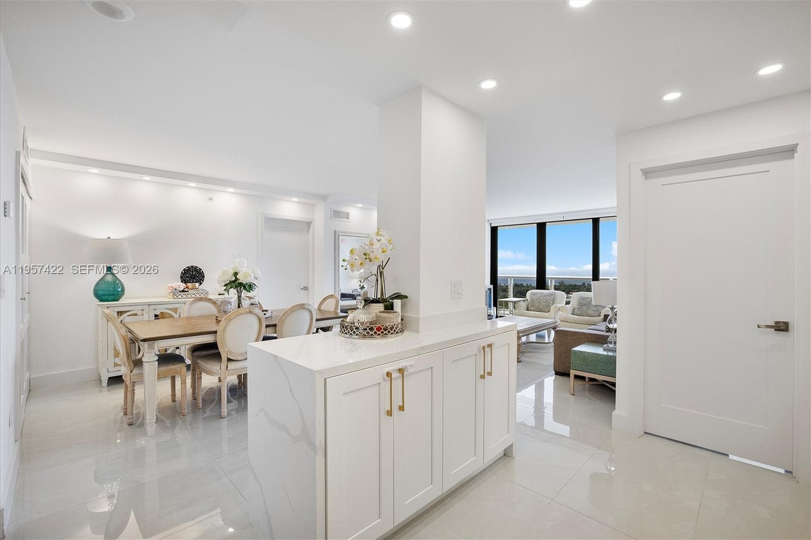 WATERVIEW · #1747 in Aventura - Photo 18