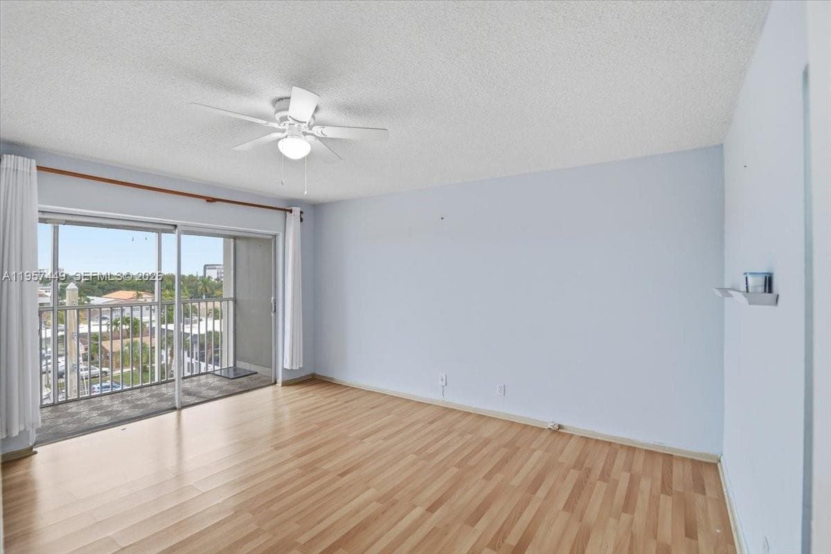 THIRD GULFSTREAM GARDEN · #501G in Hallandale Beach - Photo 12