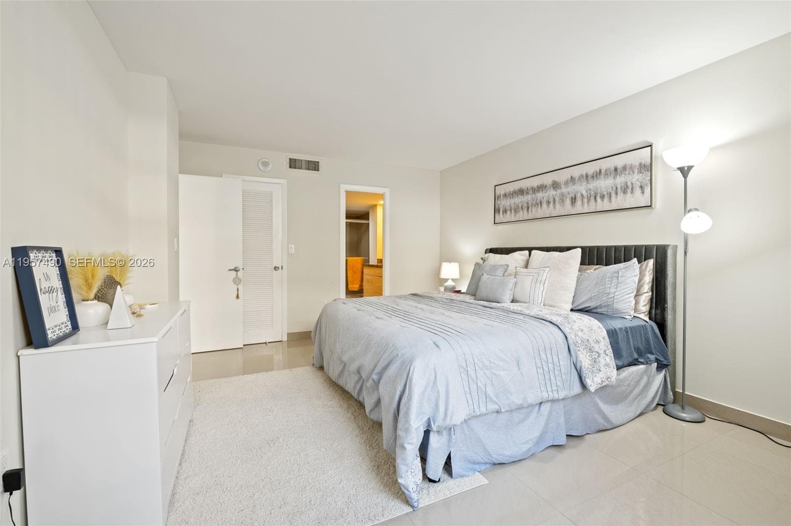 Plaza Tower North · #809 in Hallandale Beach - Photo 15