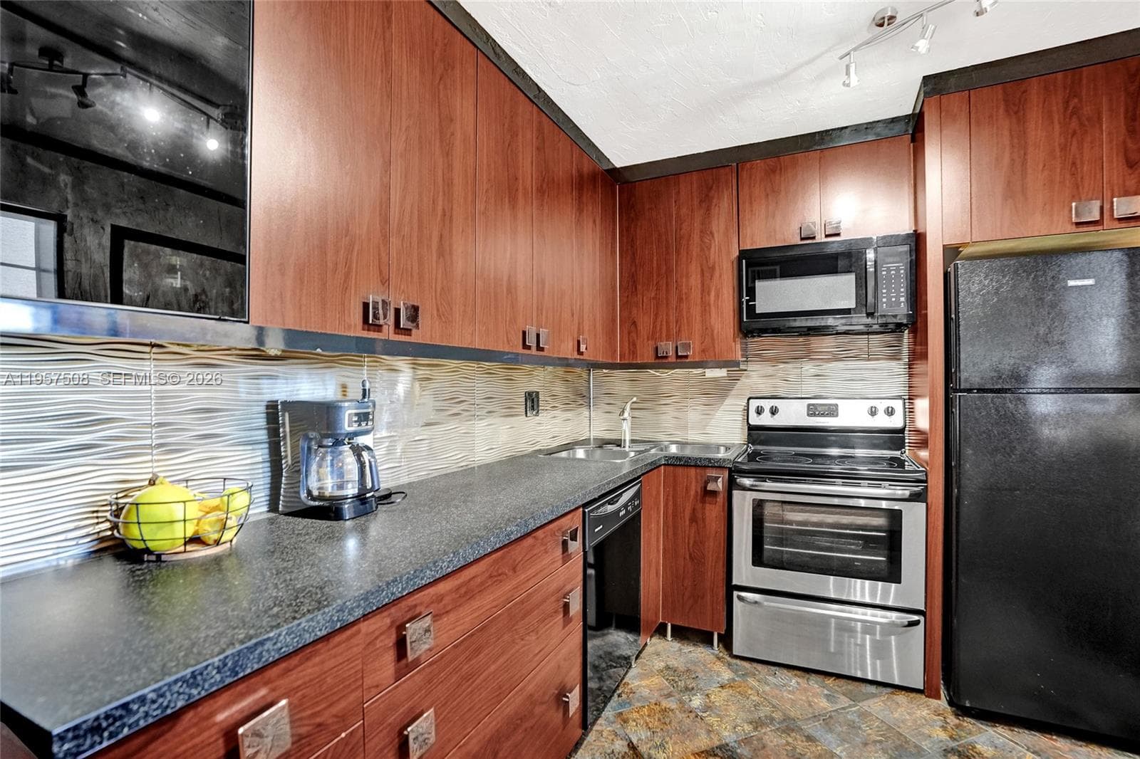 Meadowbrook · #505 in Hallandale Beach - Photo 4