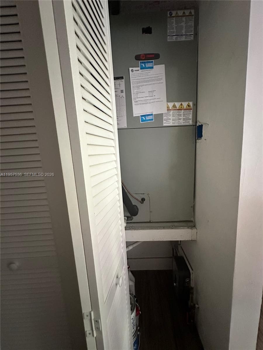 KINGSTON SQUARE CONDO · #E6 in Miami - Photo 10