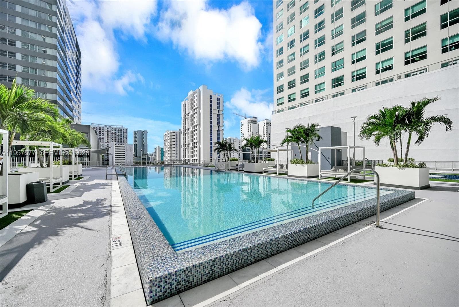 NEO VERTIKA CONDO · #1502 in Miami - Photo 42
