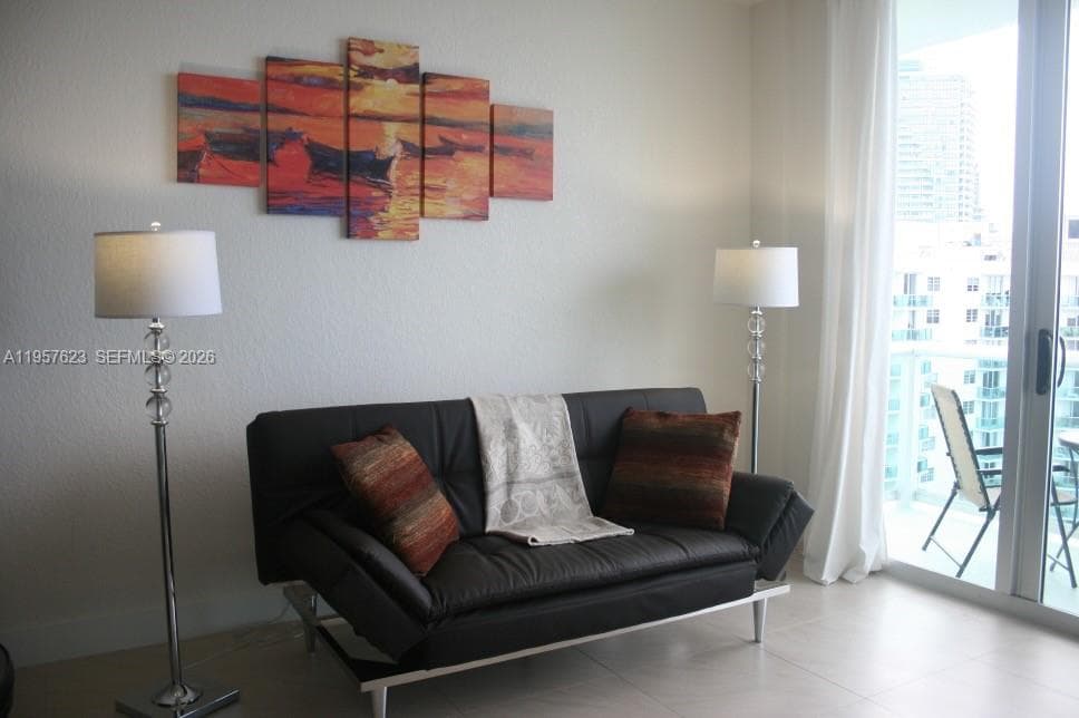 TIDES ON HOLLYWOOD BEACH · #PH16Z in Hollywood - Photo 16