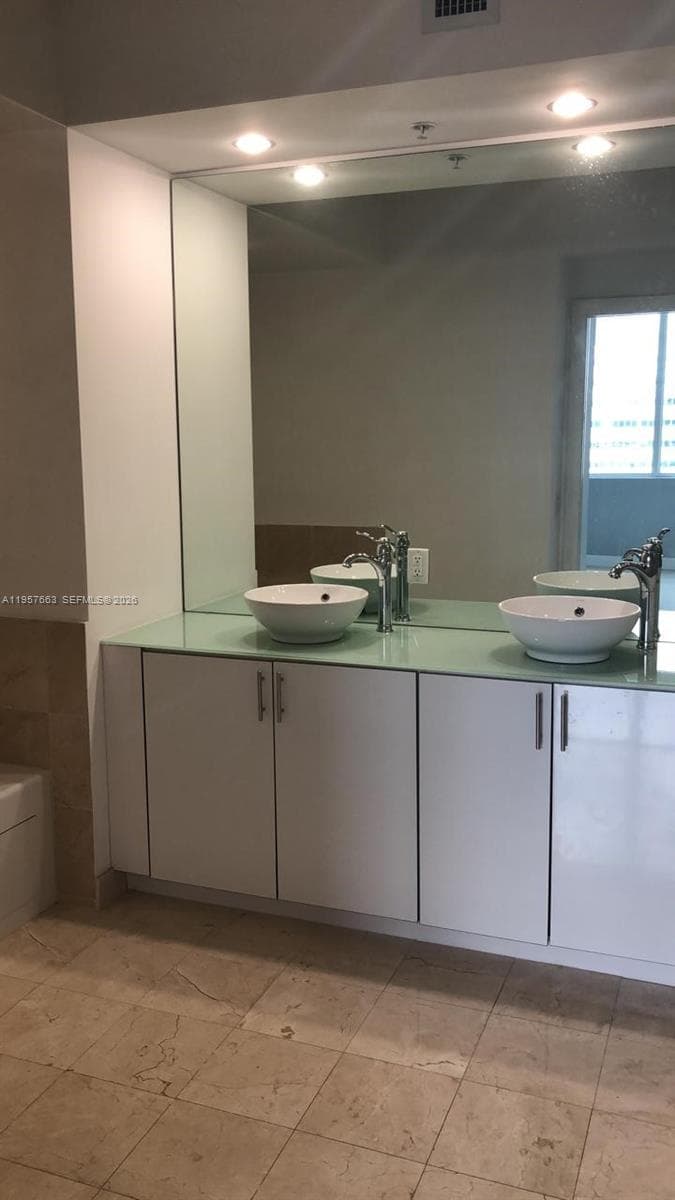 STRADA 315 CONDO · #1005 in Fort Lauderdale - Photo 4