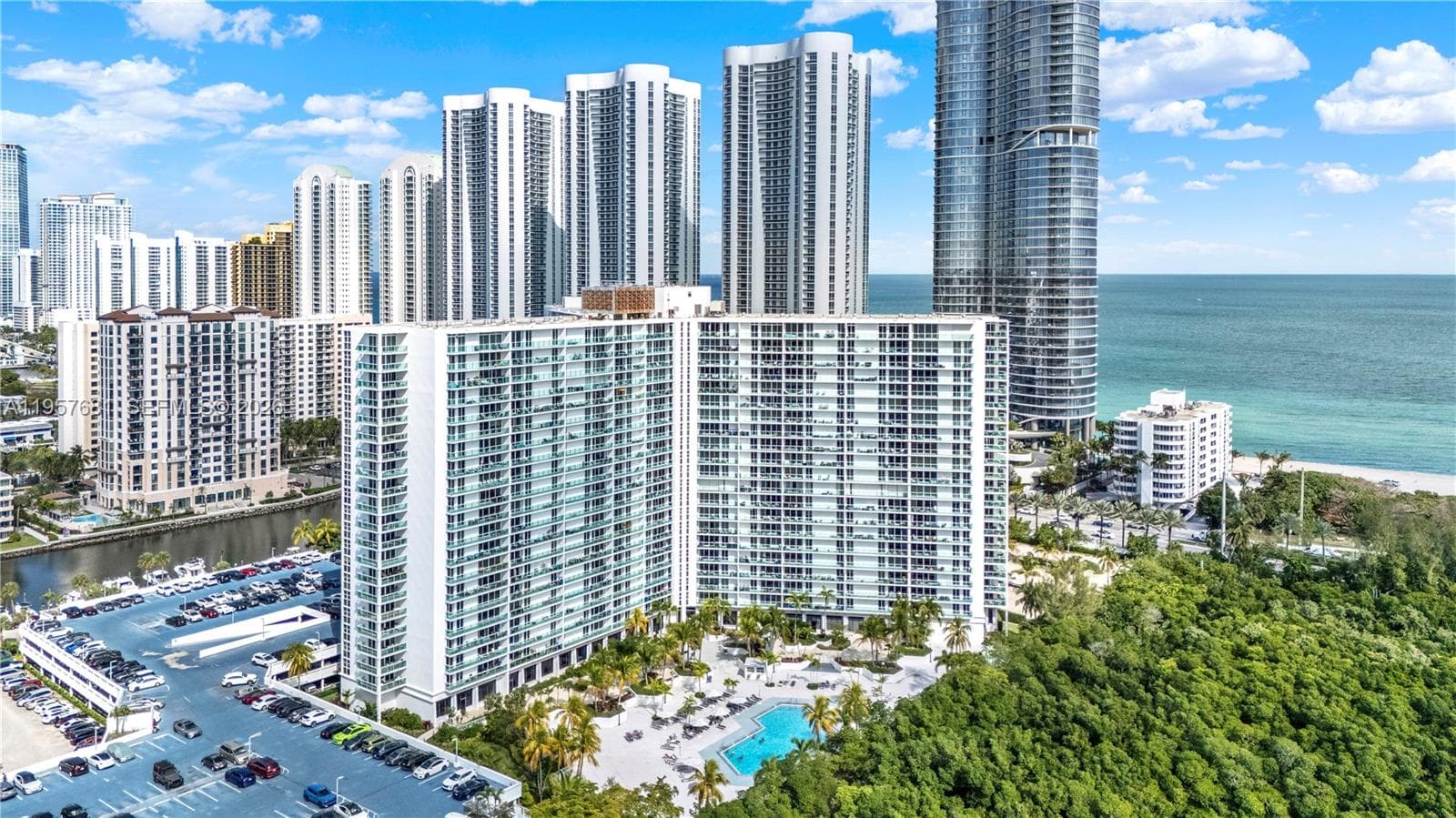 Arlen House East · #1222 in Sunny Isles Beach - Photo 52