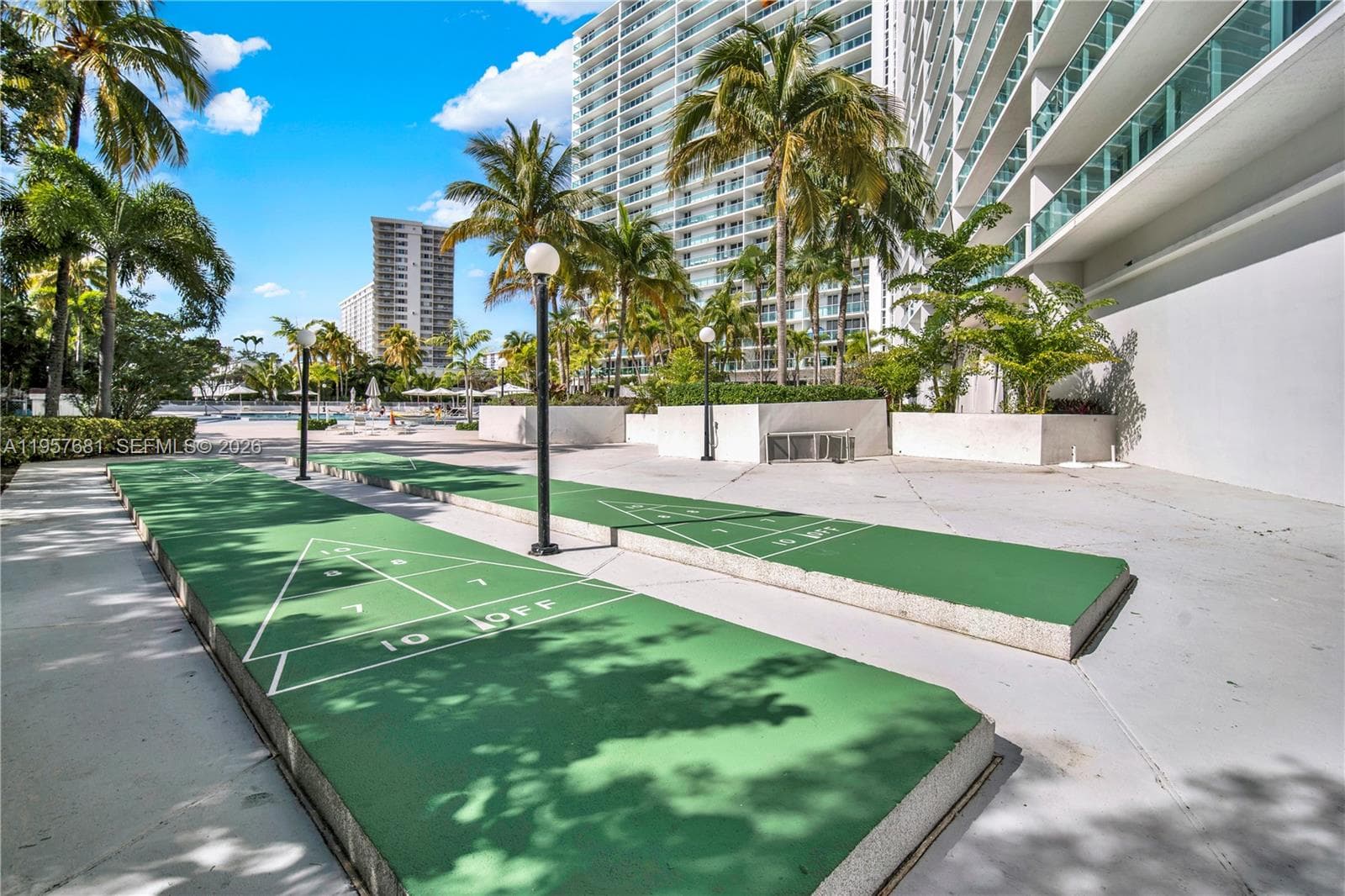 Arlen House East · #1222 in Sunny Isles Beach - Photo 43
