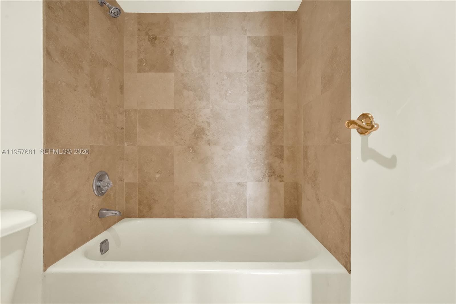 Arlen House East · #1222 in Sunny Isles Beach - Photo 24