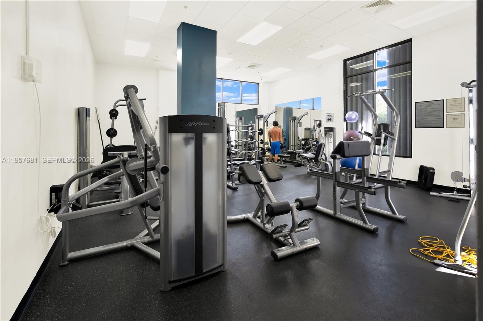 Arlen House East · #1222 in Sunny Isles Beach - Photo 41