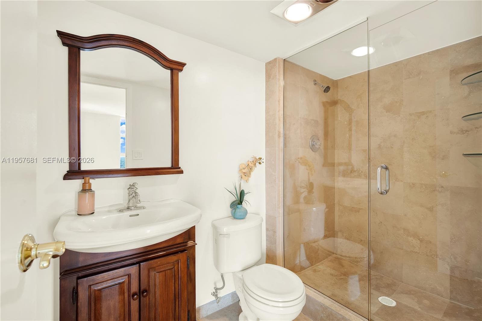 Arlen House East · #1222 in Sunny Isles Beach - Photo 15