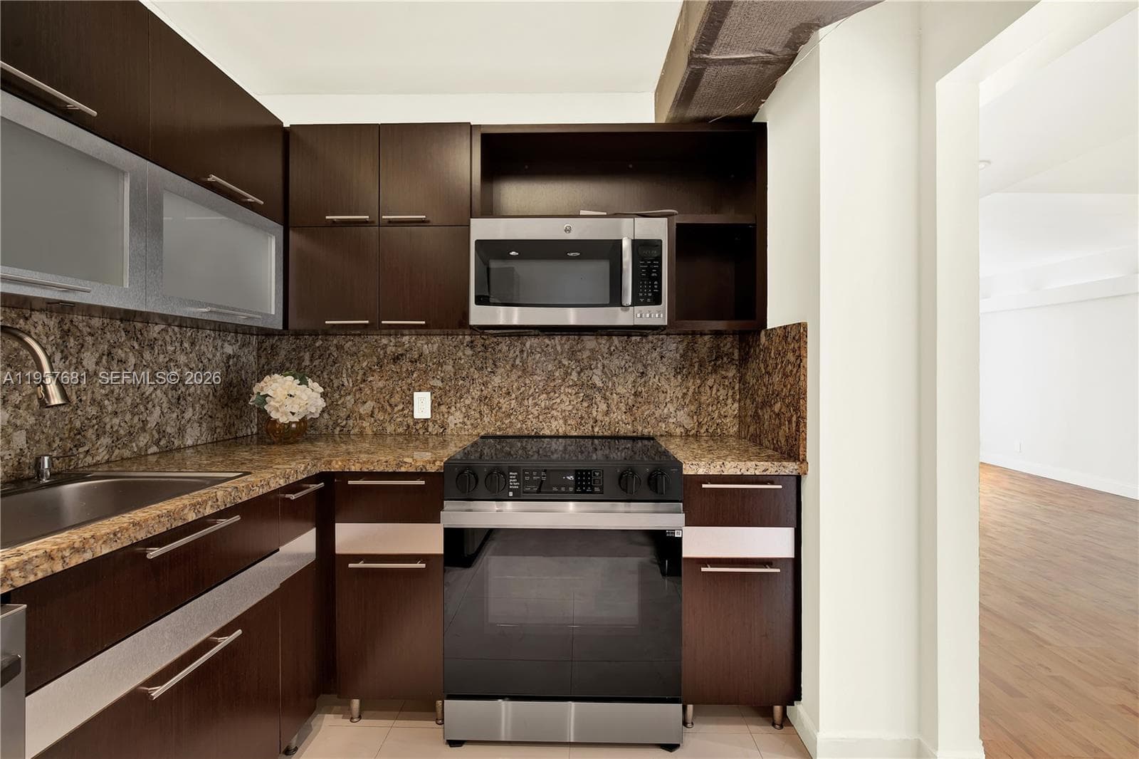 Arlen House East · #1222 in Sunny Isles Beach - Photo 29