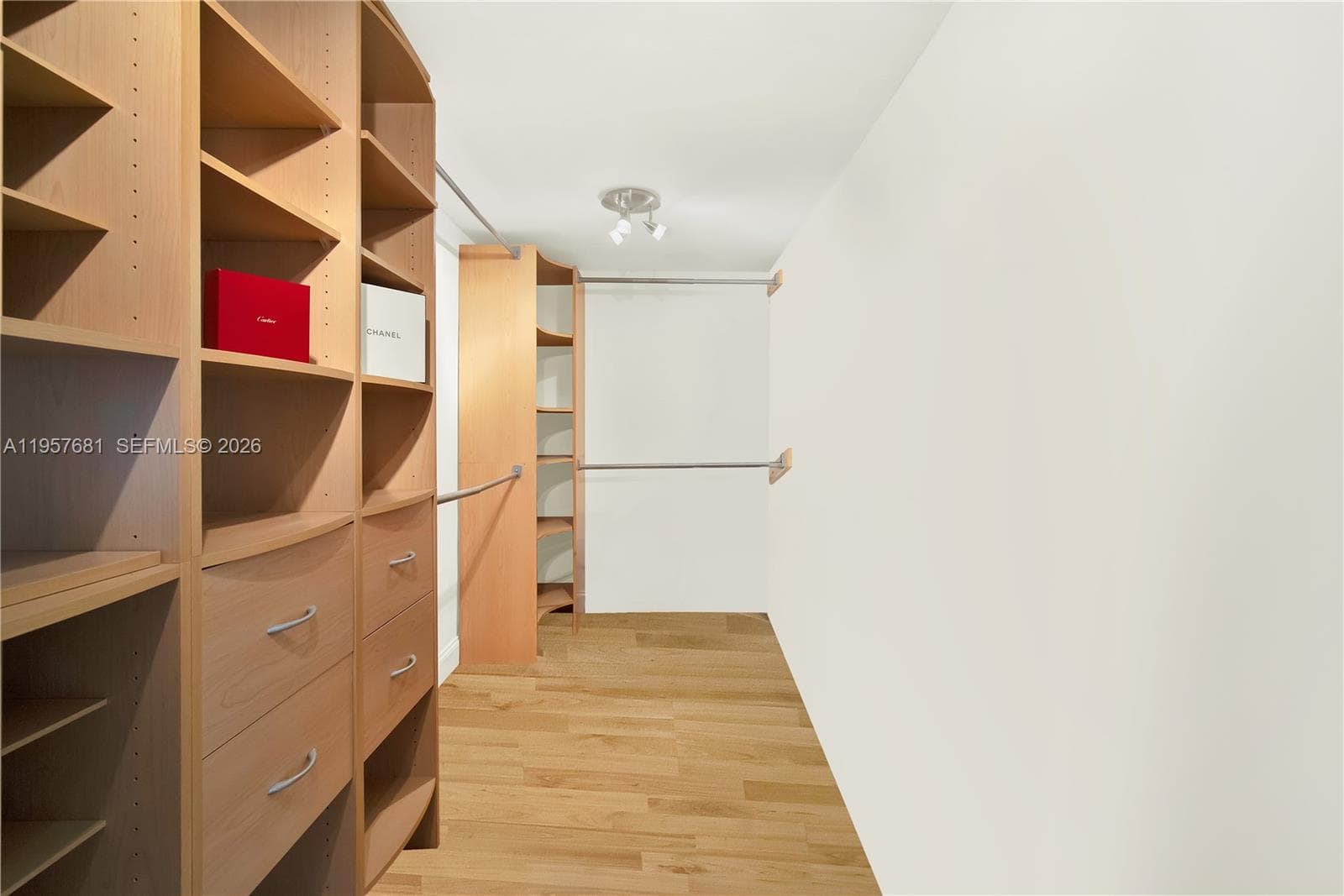 Arlen House East · #1222 in Sunny Isles Beach - Photo 25