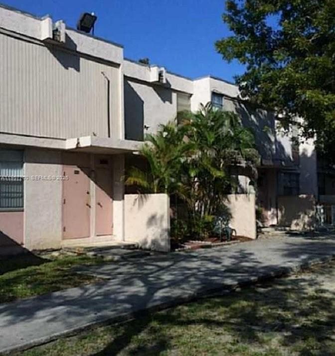 LEE PARK CONDOMINIUM · #60 in South Miami - Photo 1