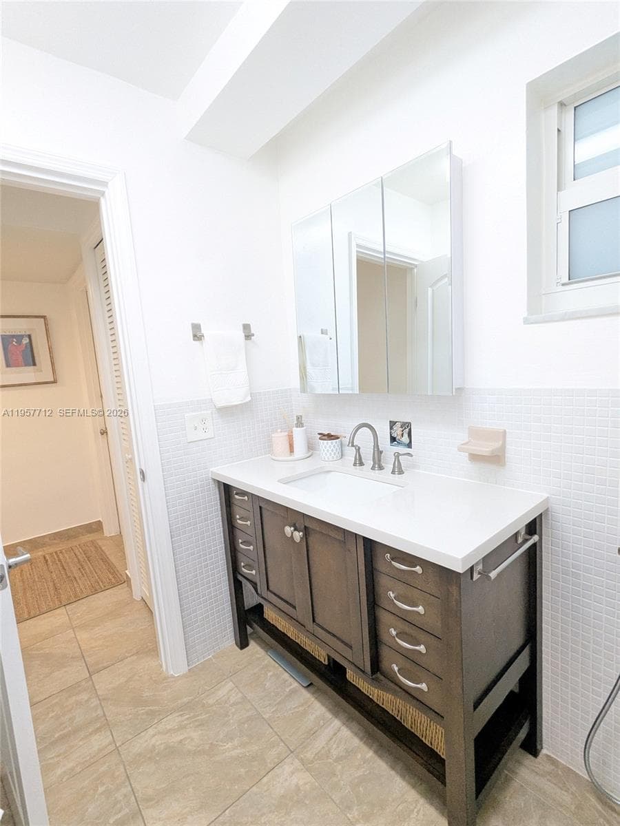 Third Gulfstream Garden · #102E in Hallandale Beach - Photo 13