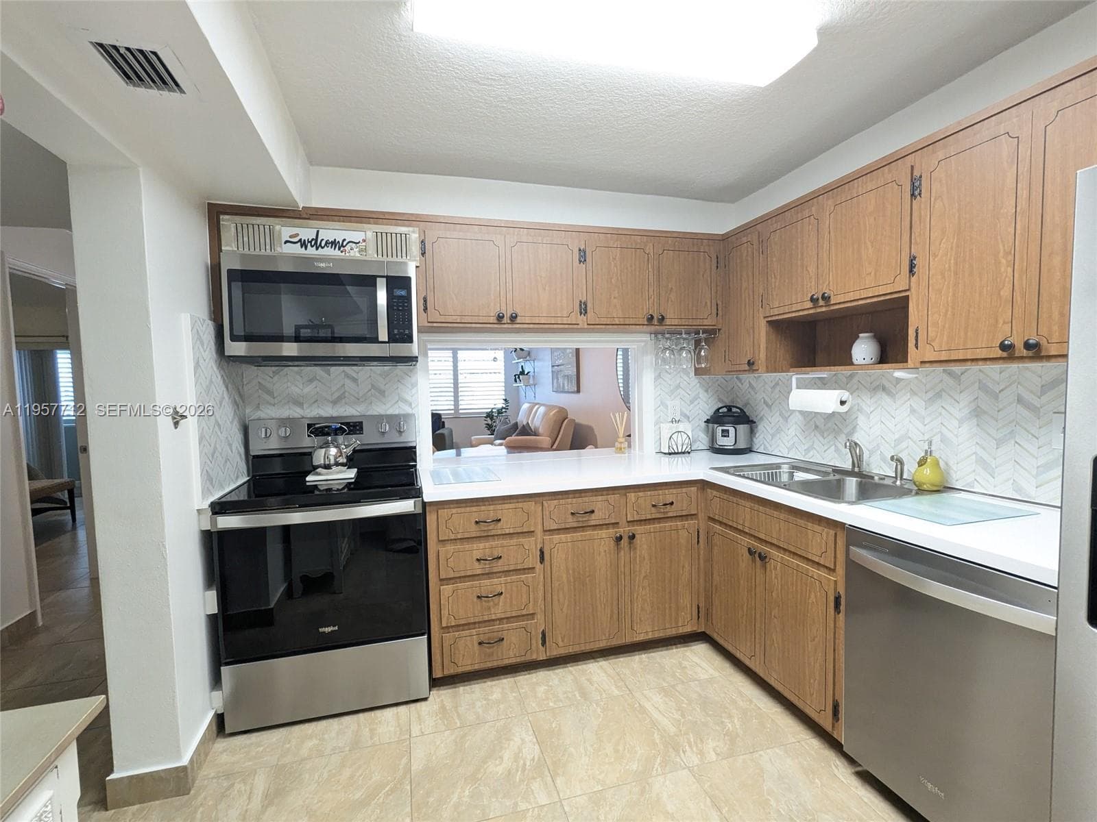Third Gulfstream Garden · #102E in Hallandale Beach - Photo 9