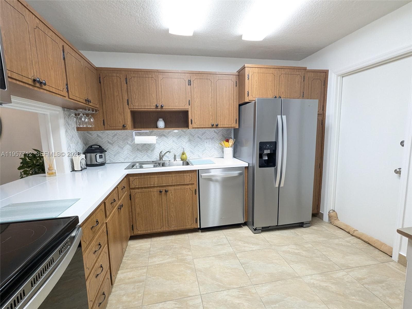 Third Gulfstream Garden · #102E in Hallandale Beach - Photo 10