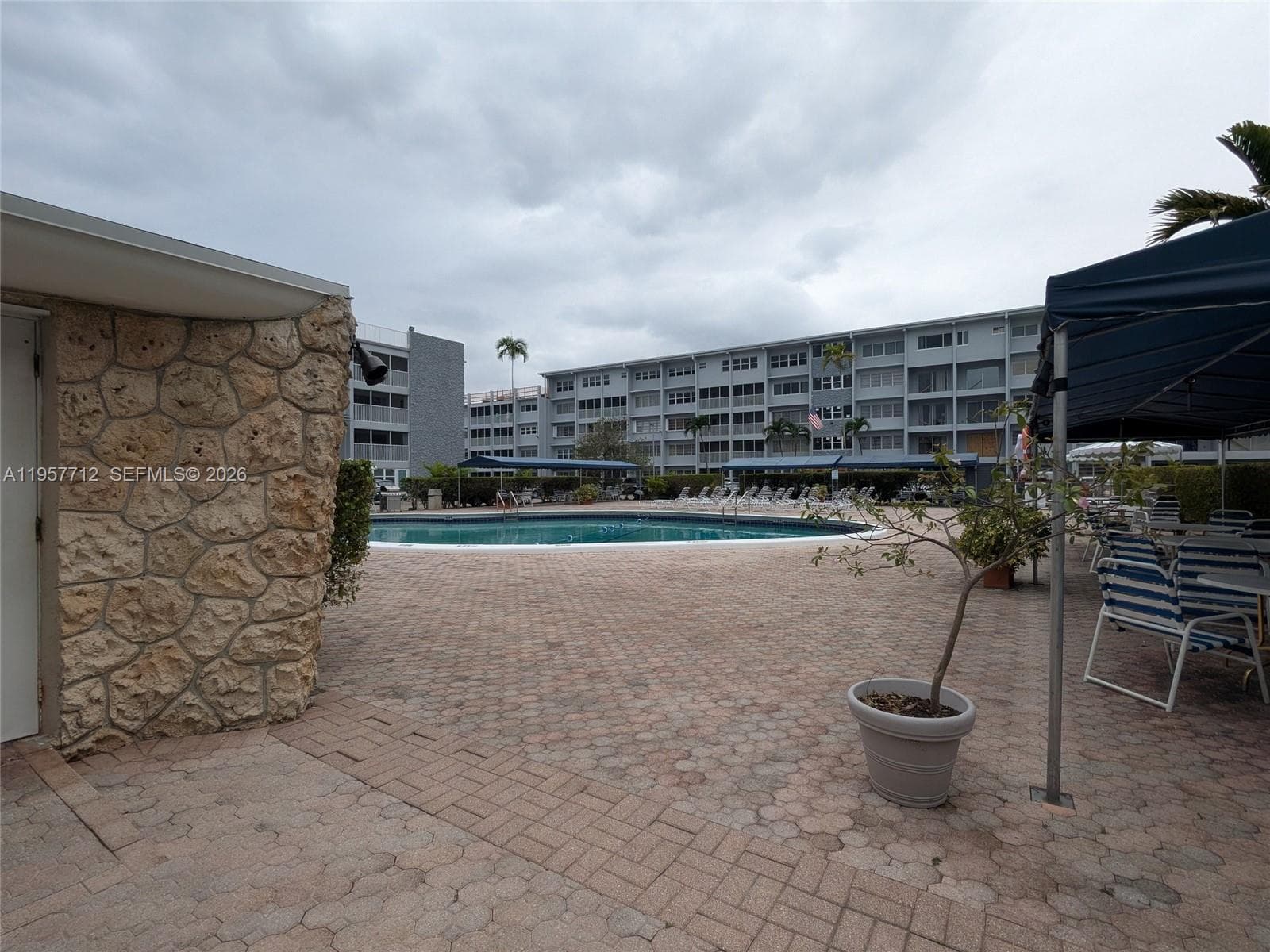 Third Gulfstream Garden · #102E in Hallandale Beach - Photo 25