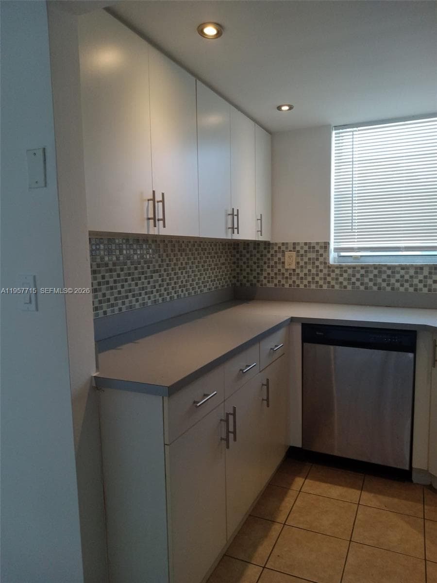 MOONRAKER CONDO · #3C in North Miami - Photo 6