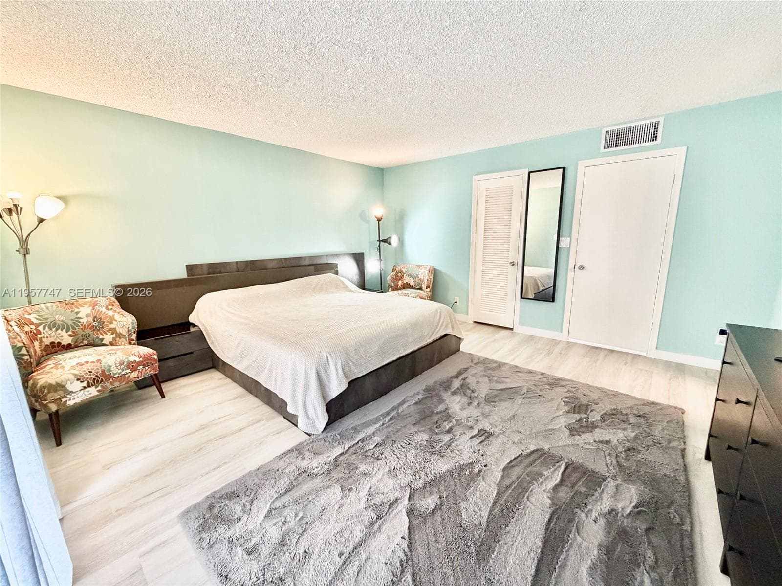 VENETIAN PARK · #14 in Hallandale Beach - Photo 22