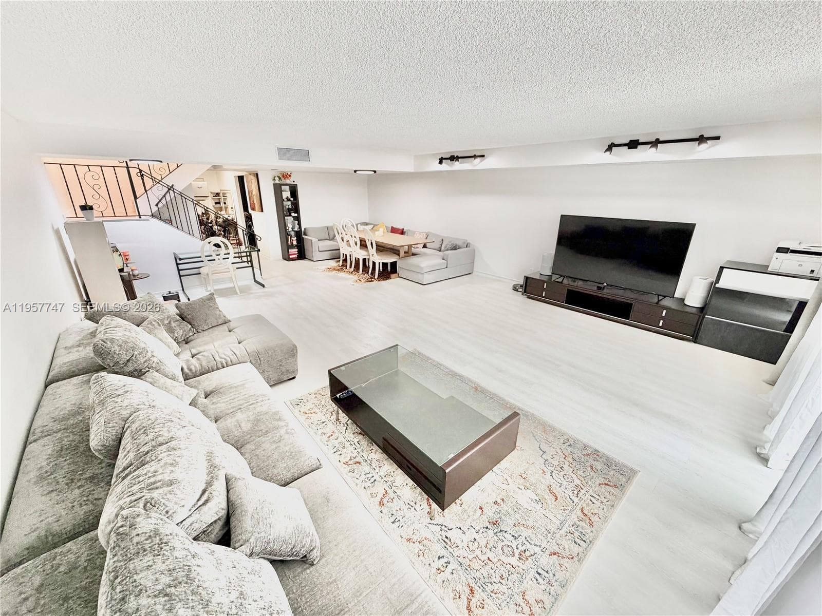 VENETIAN PARK · #14 in Hallandale Beach - Photo 8