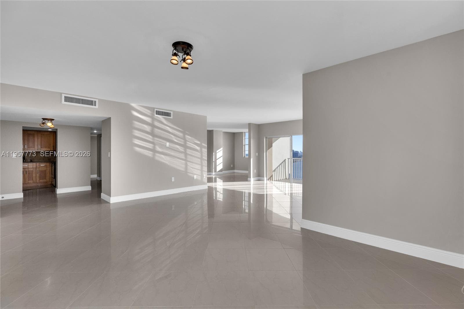 Arlen House · #PH-06 in Sunny Isles Beach - Photo 12