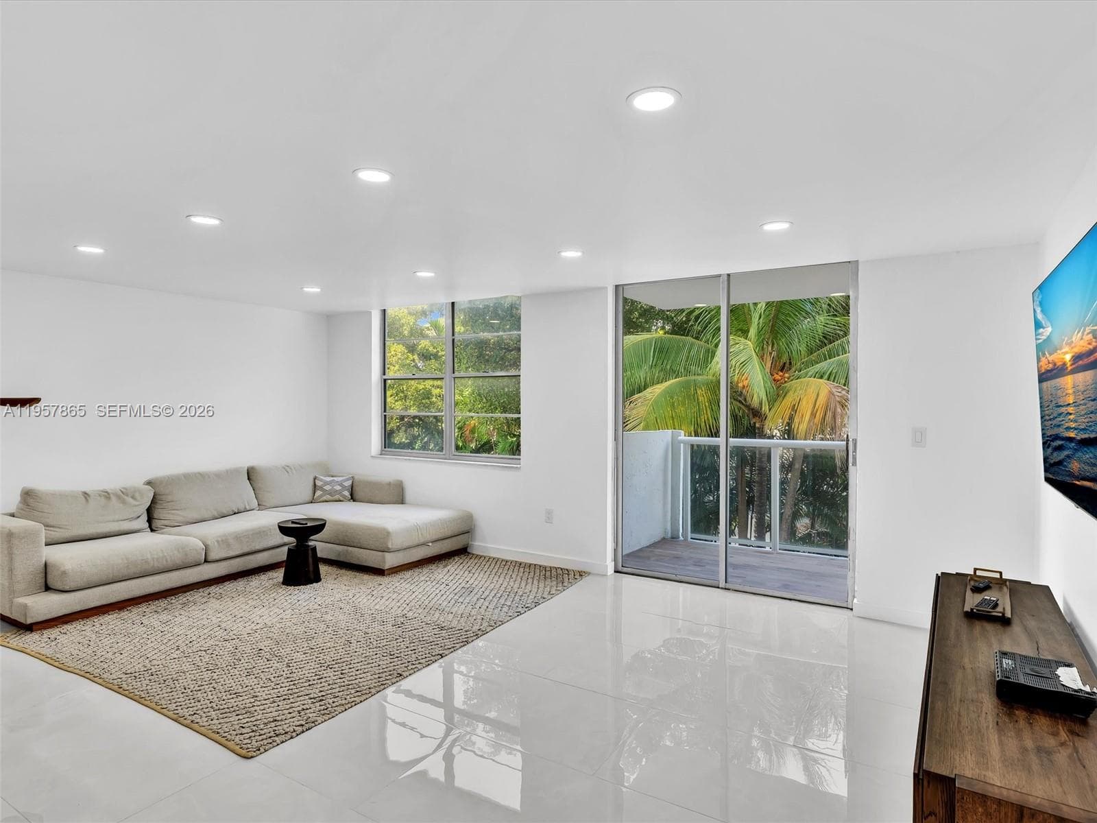 10000 PLAZA CONDO-SOUTH T · #201 in Bay Harbor Islands - Photo 2