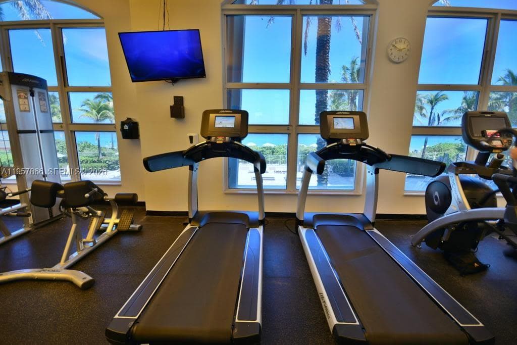 2080 OCEAN DRIVE CONDO · #303 in Hallandale Beach - Photo 7