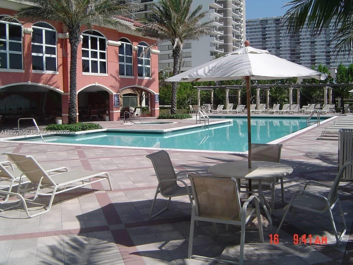 2080 OCEAN DRIVE CONDO · #303 in Hallandale Beach - Photo 11