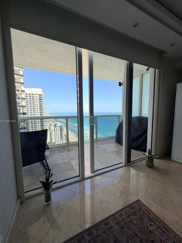 BEACH CLUB TWO CONDO · #3810 in Hallandale Beach - Photo 2