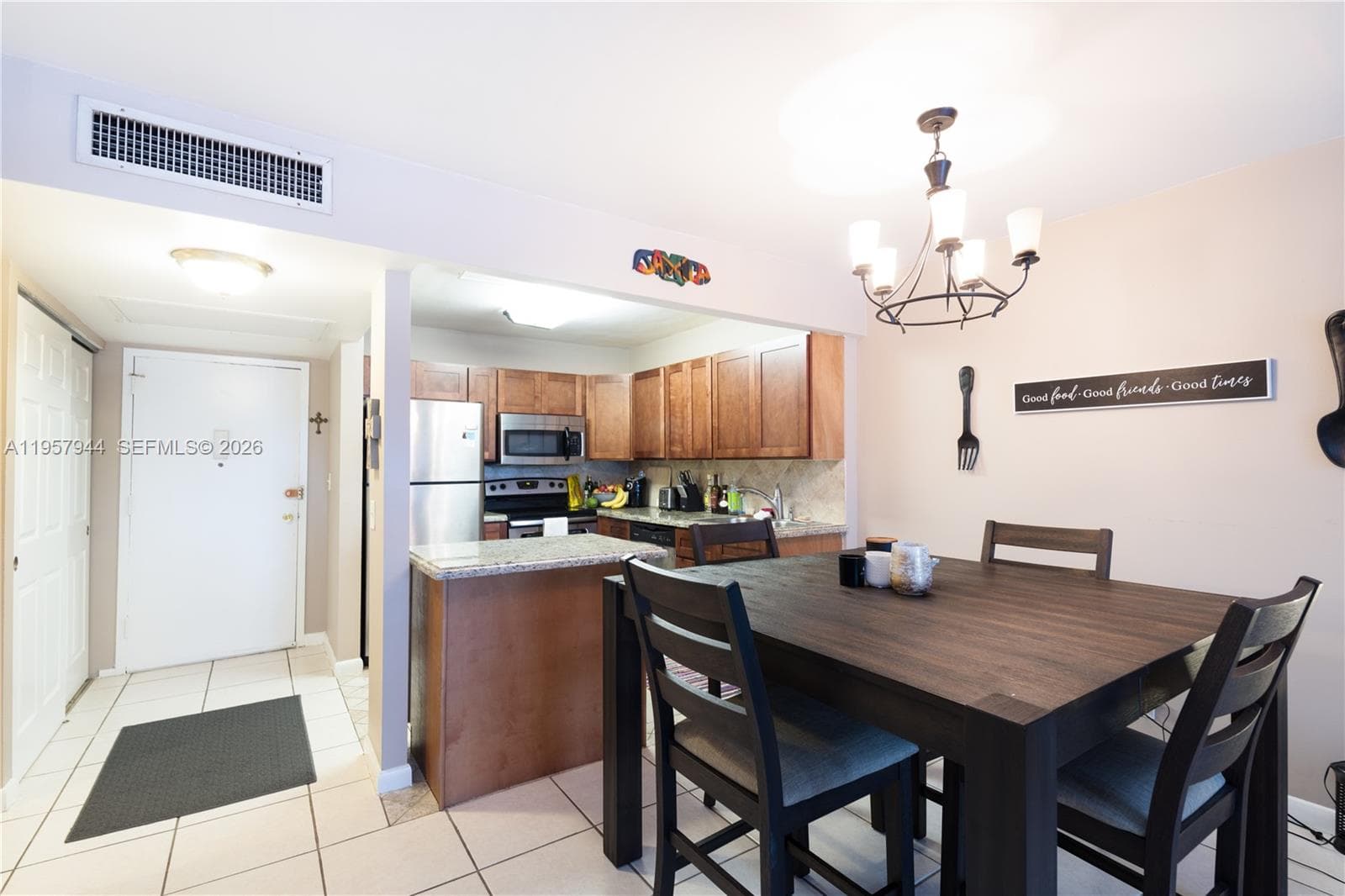 DESOTO PARK CONDO · #216 in Hallandale Beach - Photo 7