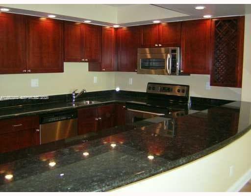 Ocean View · #1220 in Sunny Isles Beach - Photo 1