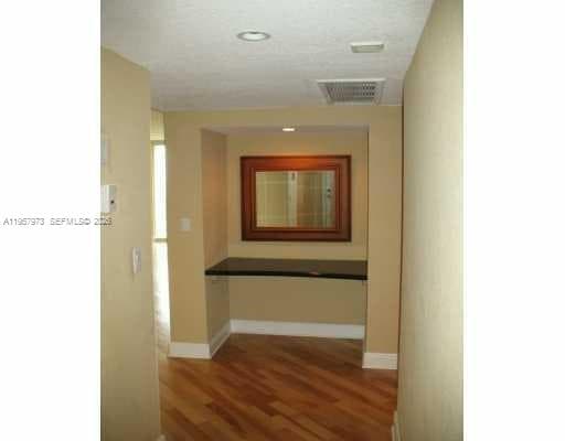 Ocean View · #1220 in Sunny Isles Beach - Photo 5