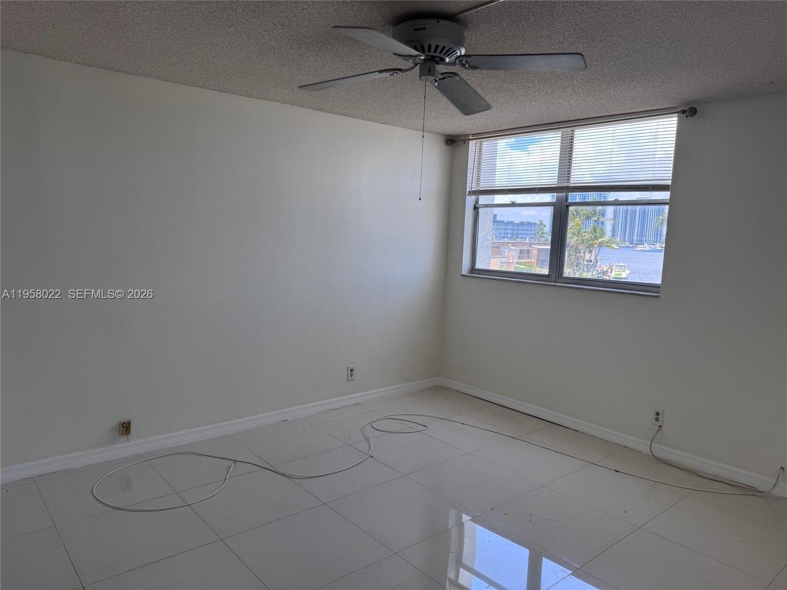 CARLTON BAY CONDO · #3L in North Miami Beach - Photo 9