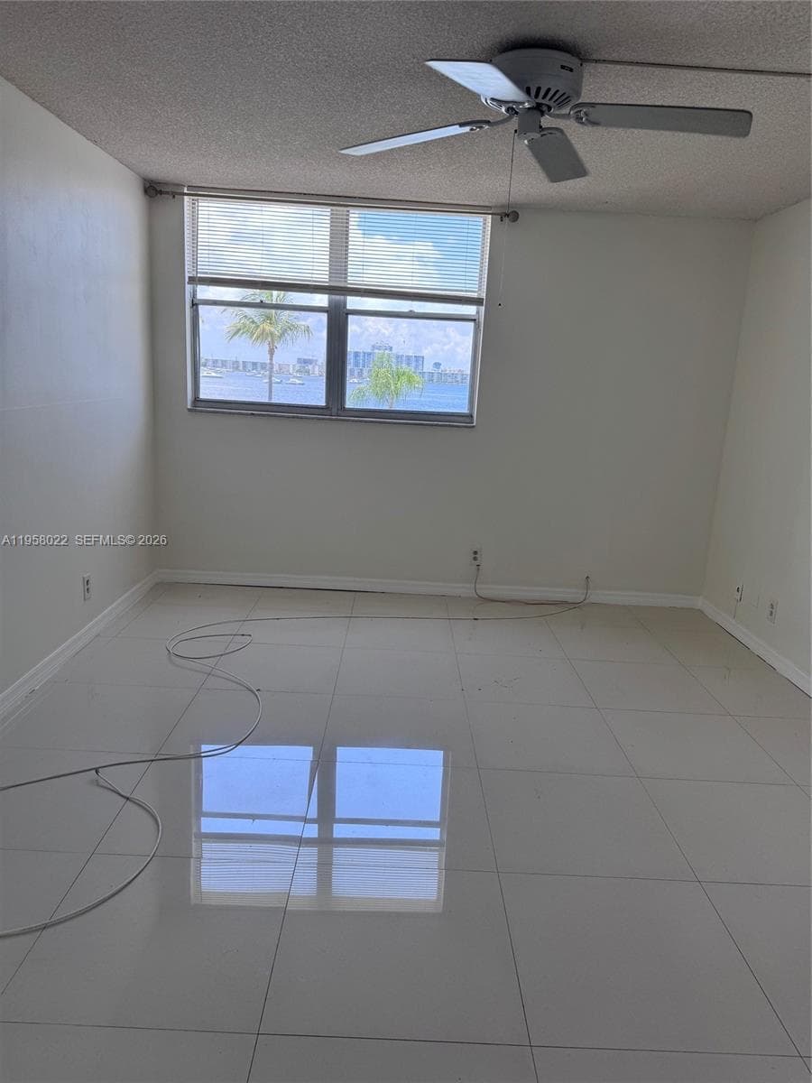 CARLTON BAY CONDO · #3L in North Miami Beach - Photo 14
