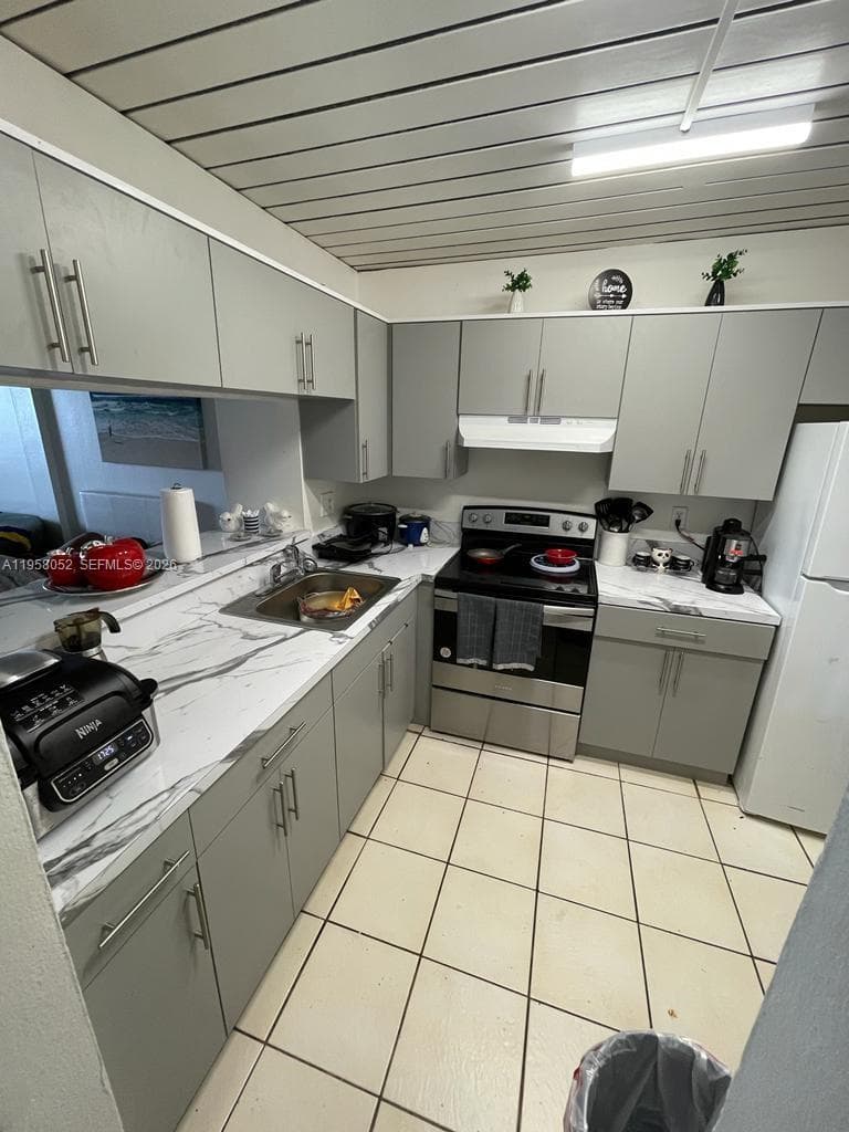 POINT SOUTH CONDO · #243 in Miami - Photo 1