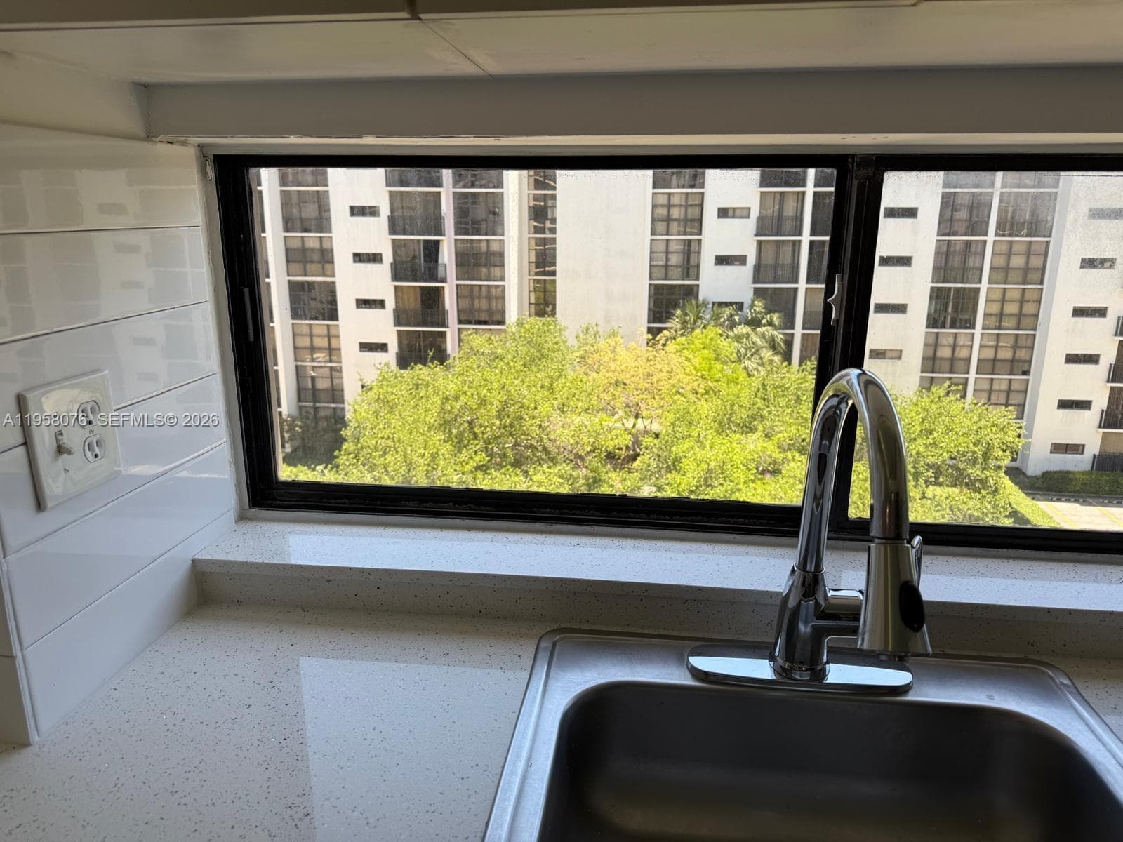 PLAZA OF AMERICAS CONDO P · #617 in Sunny Isles Beach - Photo 7