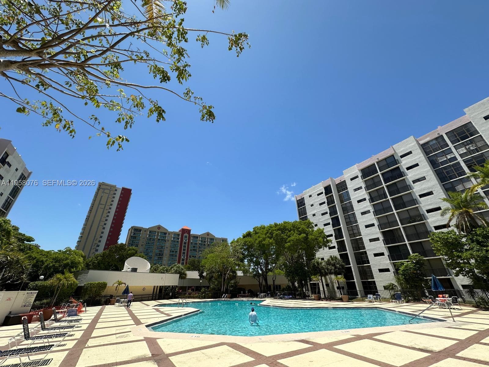 PLAZA OF AMERICAS CONDO P · #617 in Sunny Isles Beach - Photo 25