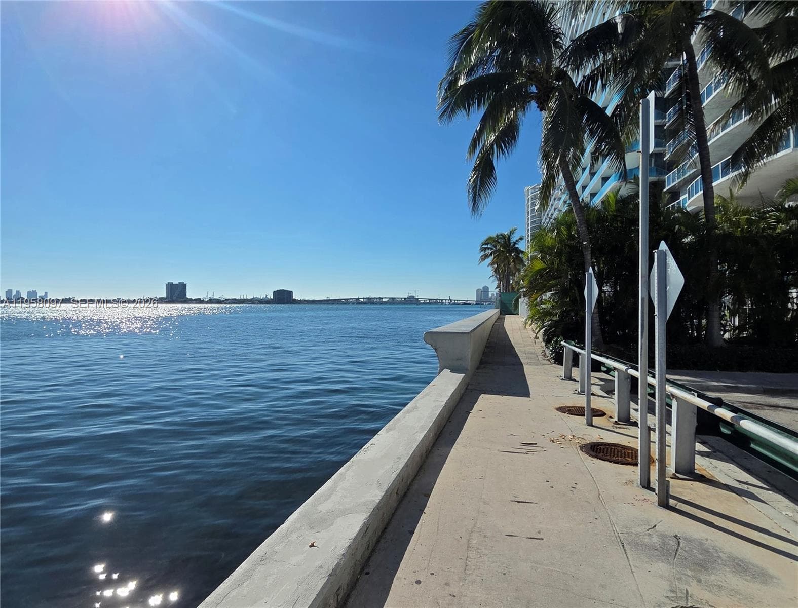 BAHIA BISCAYNE CONDO · #601 in Miami - Photo 52