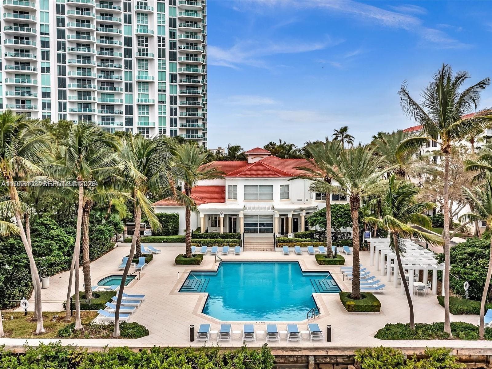 VILLAGE BY THE BAY CONDO · #14208 in Aventura - Photo 22