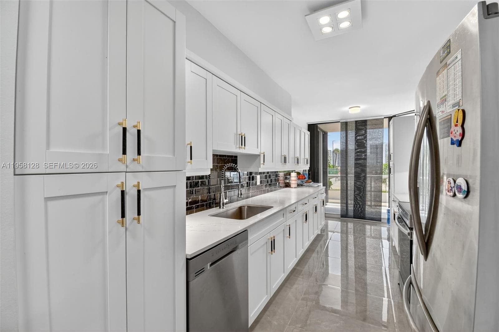 HARBORSIDE AT THE WATERWA · #410 in Aventura - Photo 7