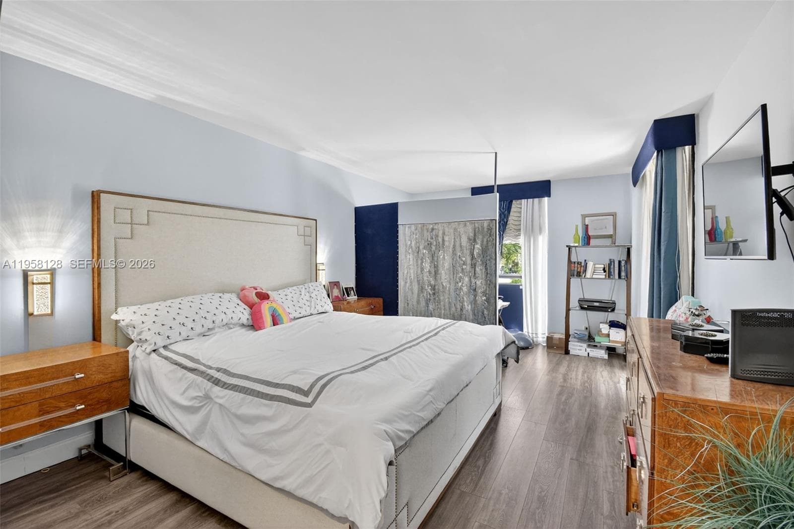 HARBORSIDE AT THE WATERWA · #410 in Aventura - Photo 10