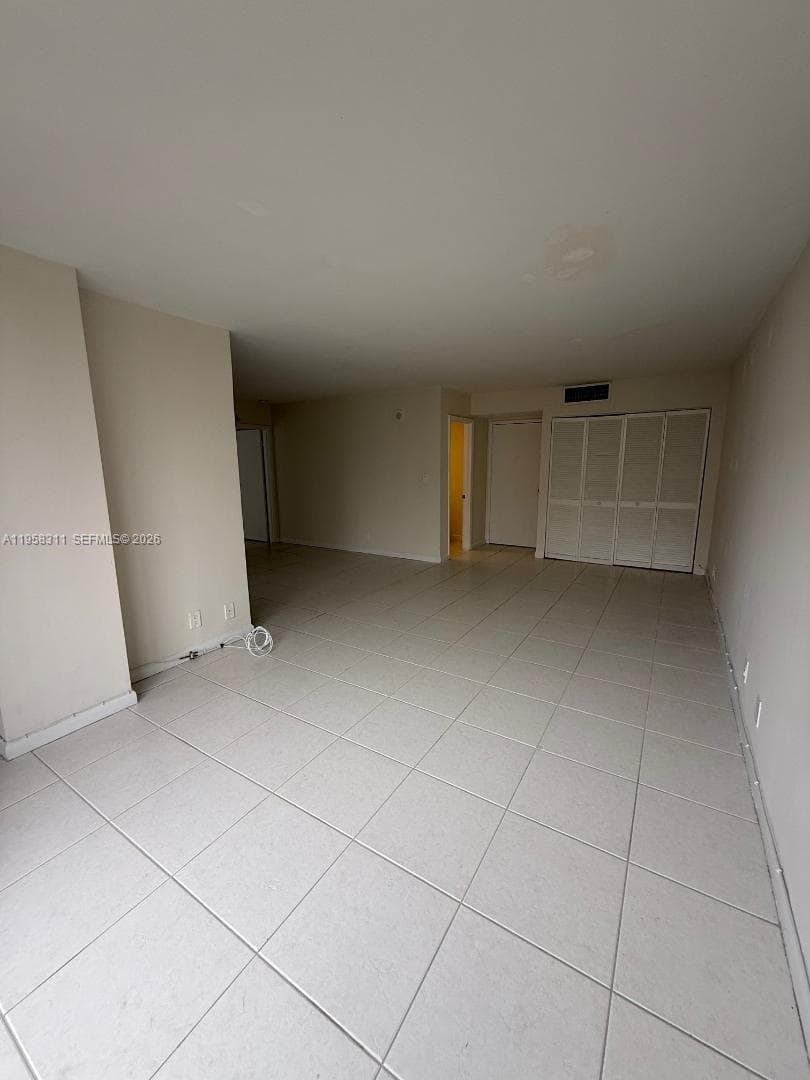 PLAZA OF AMERICAS CONDO P · #507 in Sunny Isles Beach - Photo 23