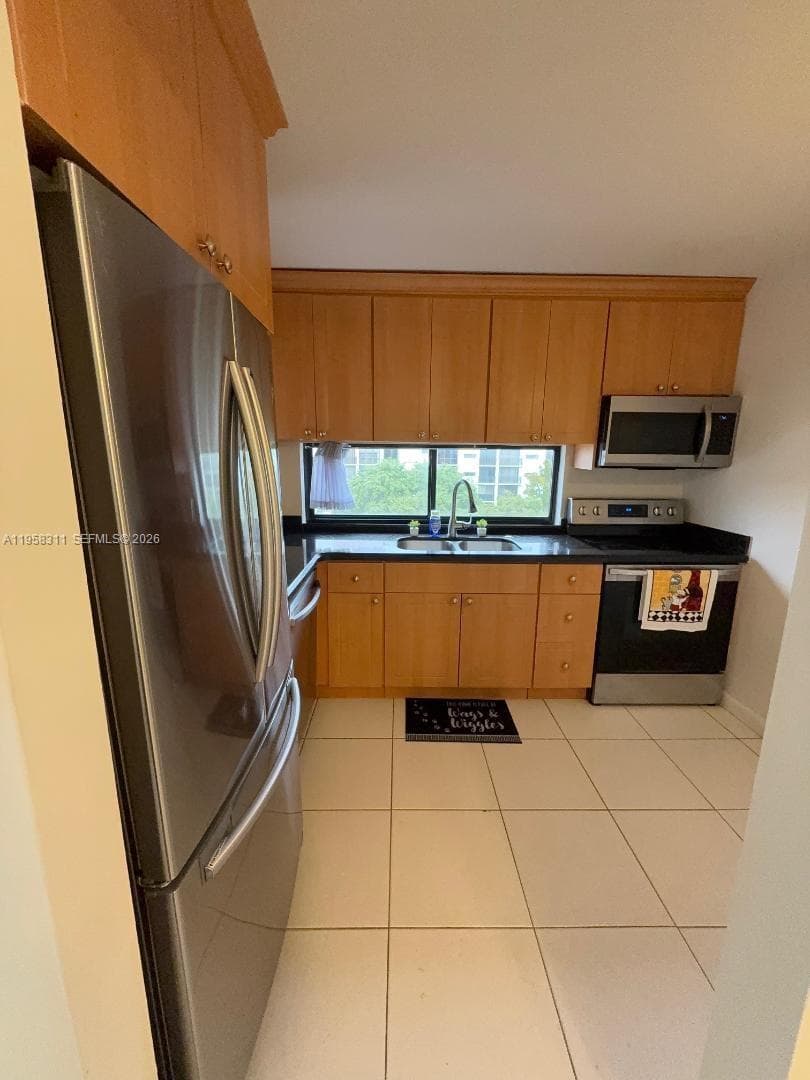 PLAZA OF AMERICAS CONDO P · #507 in Sunny Isles Beach - Photo 13