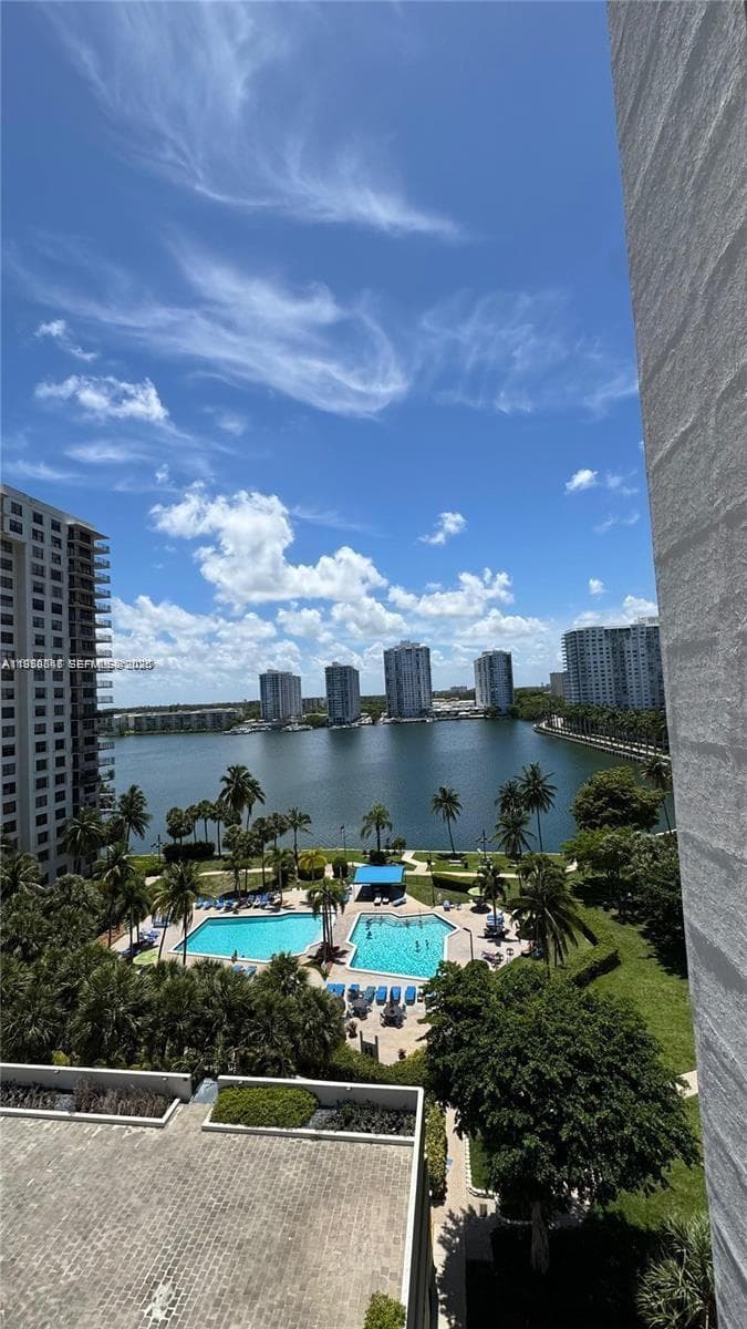 Biscayne Cove Condominium · #1009 in Aventura - Photo 6