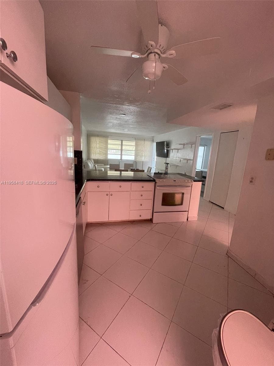 FIRST GULFSTREAM GARDEN · #103C in Hallandale Beach - Photo 11