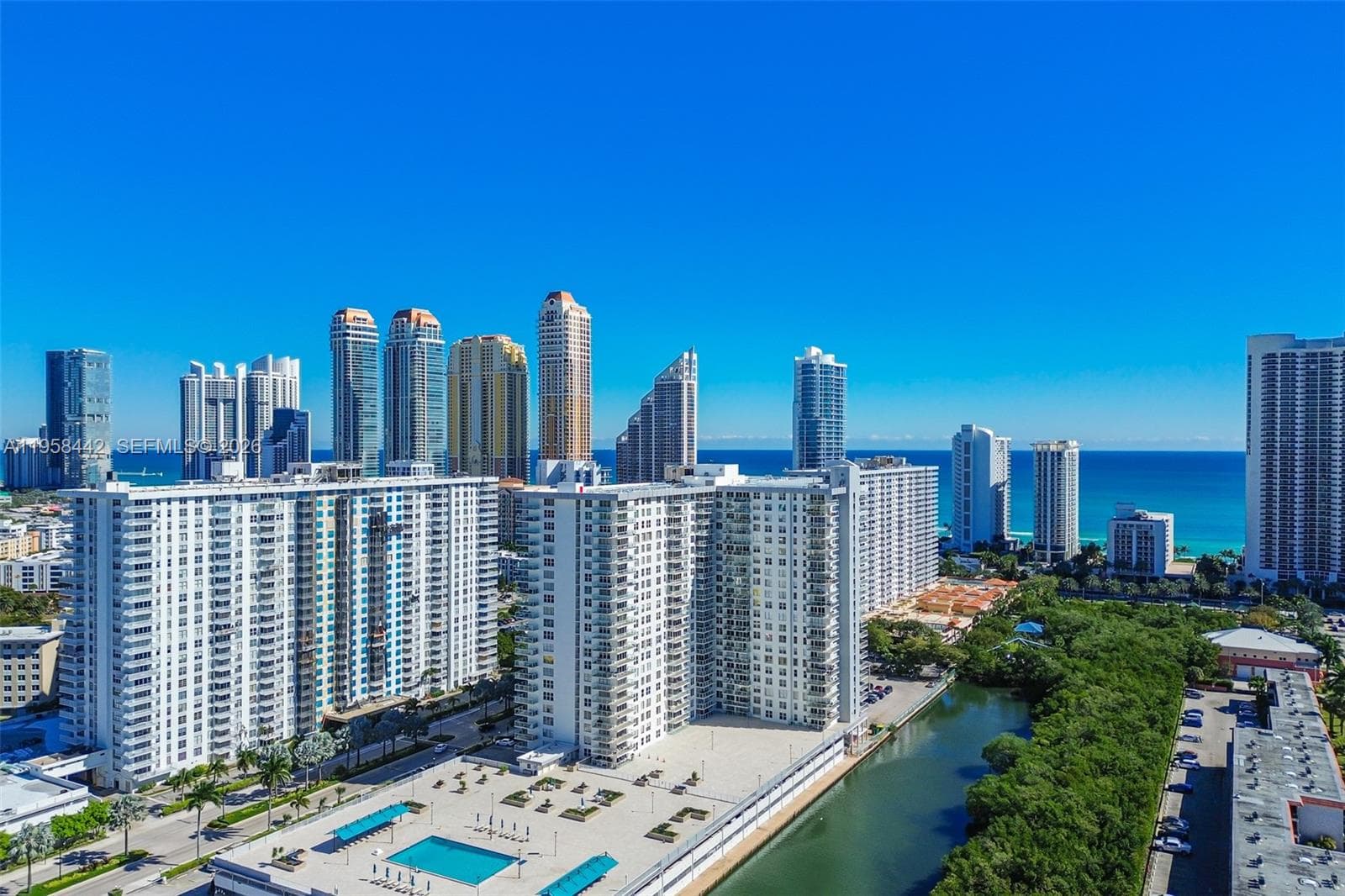 WINSTON TOWER 300 CONDO · #1404 in Sunny Isles Beach - Photo 43
