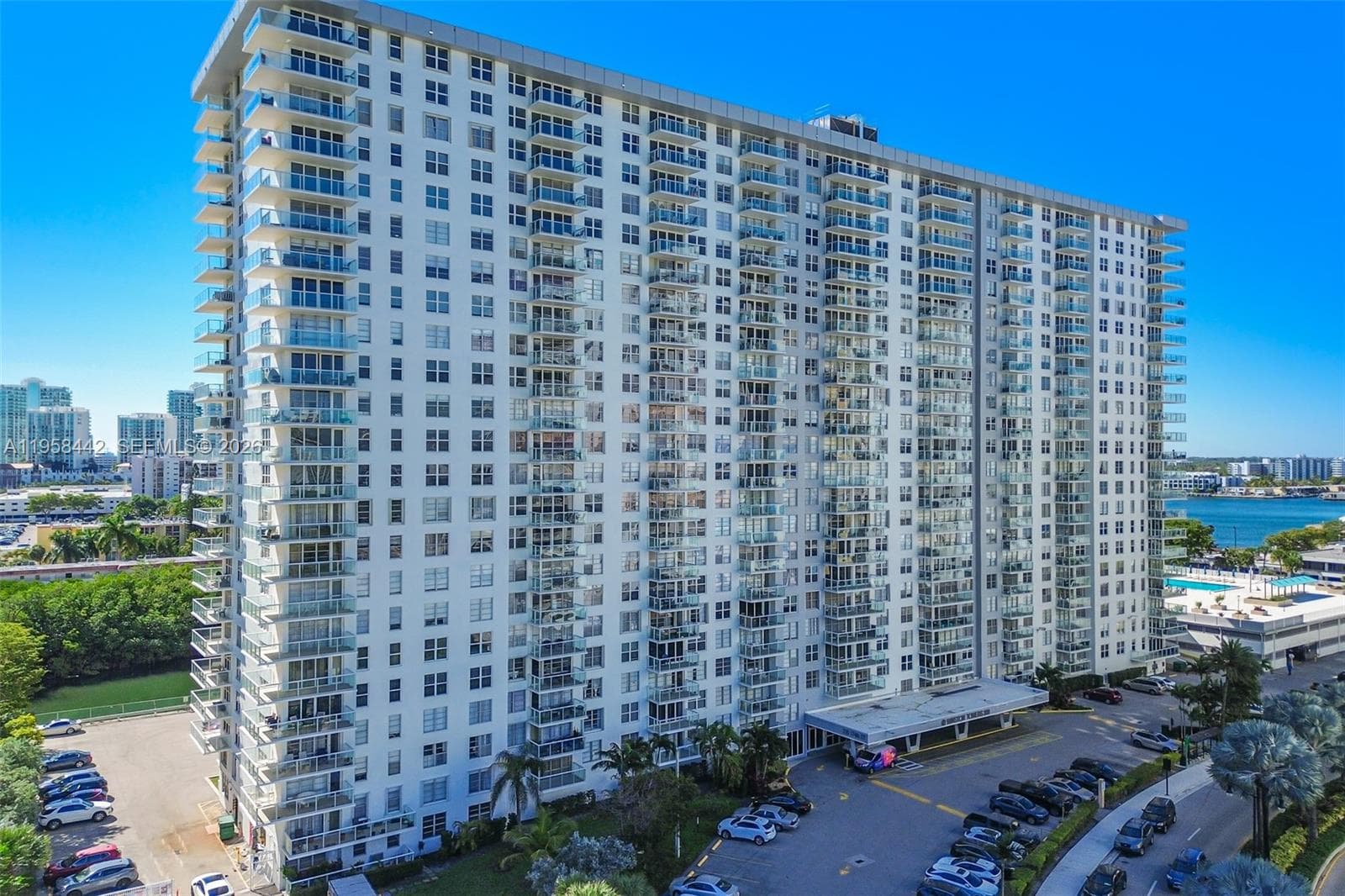 WINSTON TOWER 300 CONDO · #1404 in Sunny Isles Beach - Photo 40