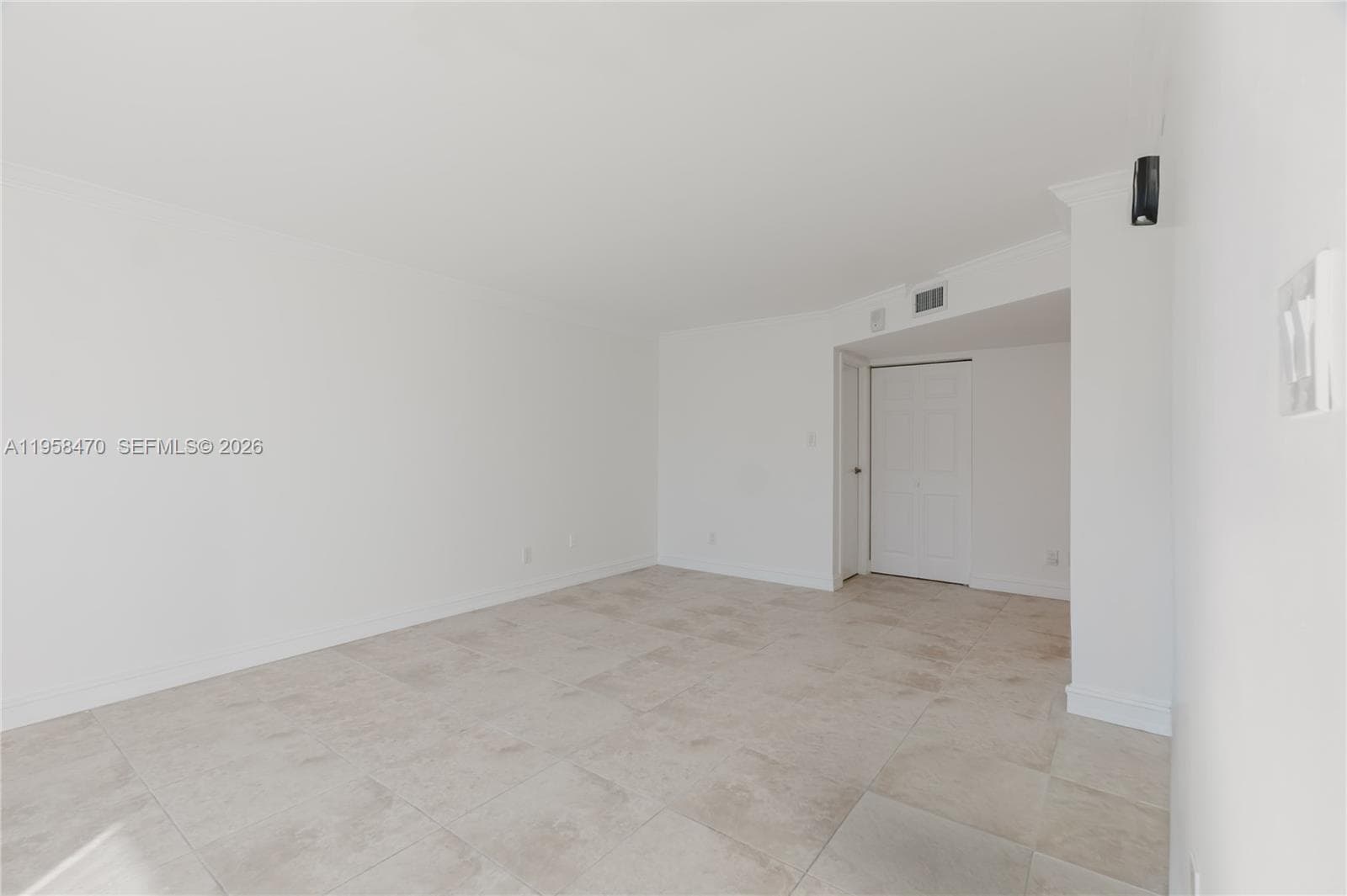 REEF WEST CONDO · #5I in North Miami Beach - Photo 6